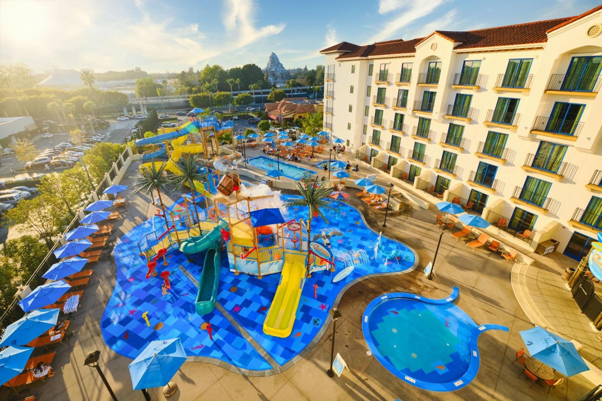 Courtyard Anaheim Theme Park Entrance Hotel Ngoại thất bức ảnh